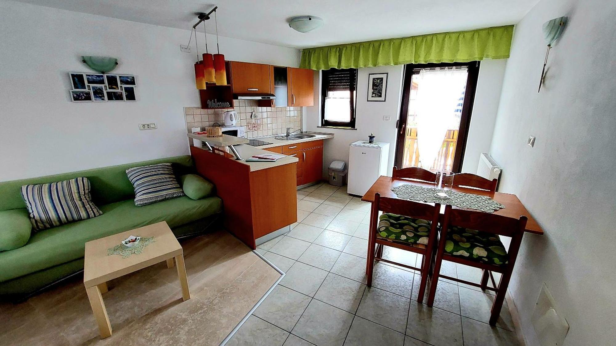 Apartments Krn Drezniske Ravne المظهر الخارجي الصورة